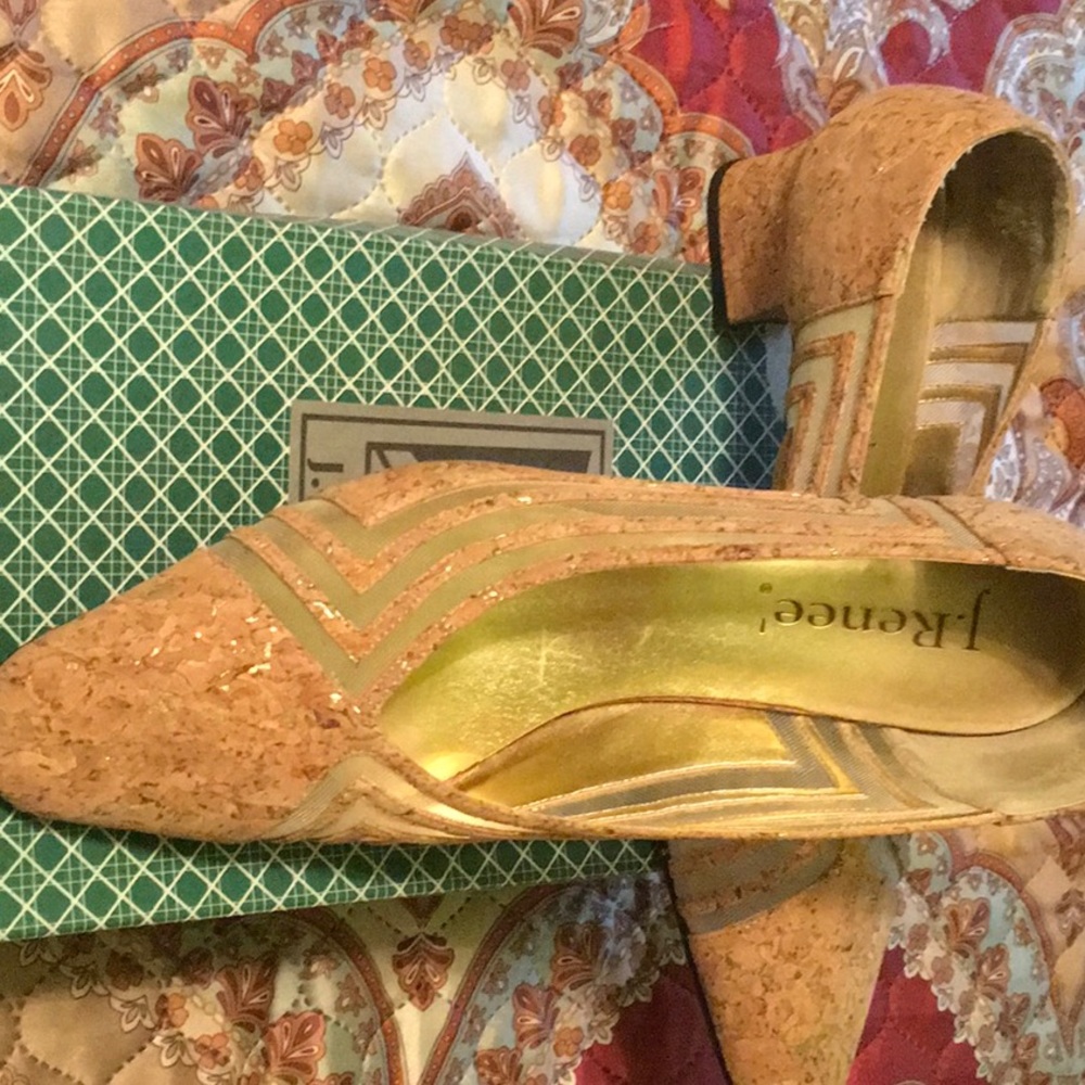 Women’s shoes